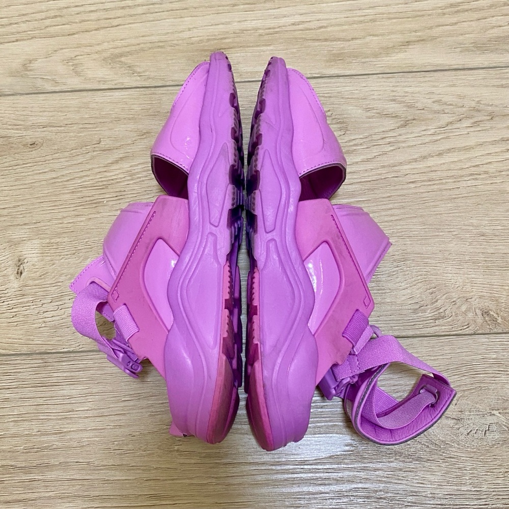 Nike Air Huarache Gladiator QS Sandals Fuchsia Glow women’s size 11 - Picture 10 of 12